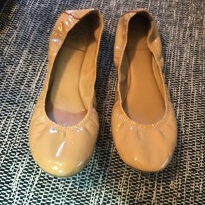 Tory Burch 9.5 tan patent flat